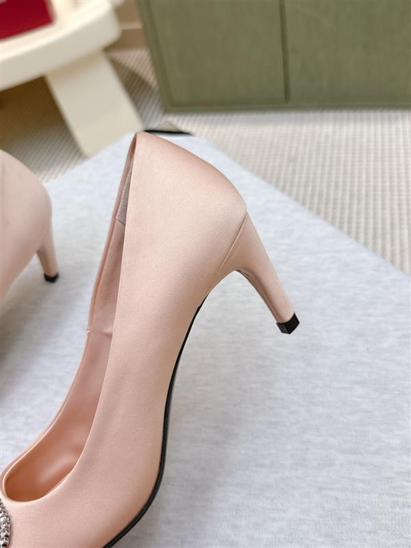 20251127171740104 300